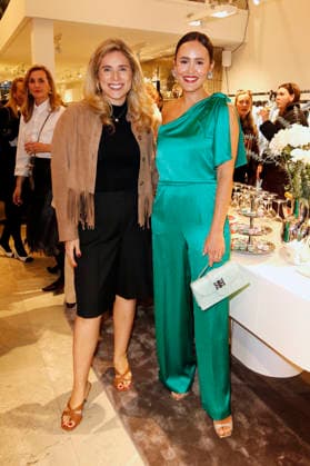 Mona Buckenmaier und Laura Noltemeyer beim Riani Store Opening in der Straße Hohe Bleichen 17. Hamburg, 19.03.2026