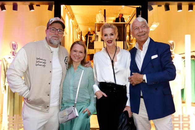 Brian Bojsen, Nova Meierhenrich, Grit Weiss und Jo Groebel beim Riani Store Opening in der Straße Hohe Bleichen 17. Hamburg, 19.03.2026