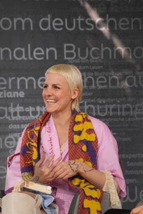 Buchmesse Leipzig GER, Leipzig,20260319, Buchmesse Leipzig, Messehalle , Helene Bukowski, Wer möchte nicht im Leben bleiben