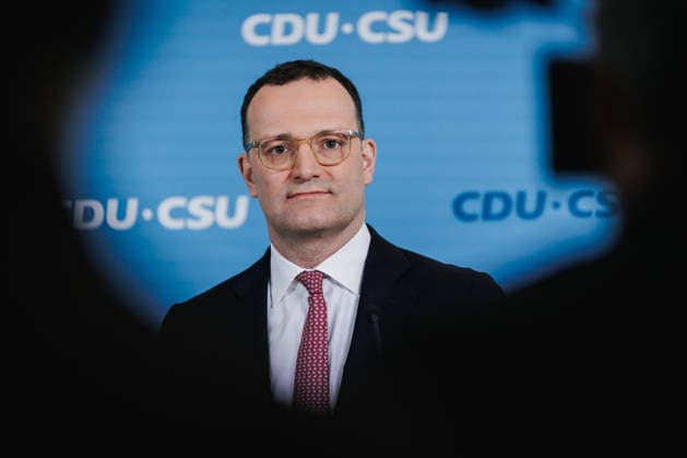 Jens Spahn (CDU), aufgenommen bei einem Pressestatement zur Fraktionssitzung der CDU CSU-Fraktion des Deutschen Bundestages im Reichstagsgebaeude. Berlin, 17.03.2026. Berlin Deutschland *** Jens Spahn CDU , recorded during a press statement at the parliamentary group meeting of the CDU CSU parliamentary group of the German Bundestag in the Reichstag building Berlin, 17 03 2026 Berlin Germany Copyright: xNeelexJanssenx
