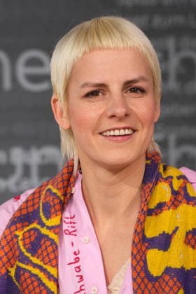 Buchmesse Leipzig GER, Leipzig,20260319, Buchmesse Leipzig, Messehalle , Helene Bukowski, Wer möchte nicht im Leben bleiben