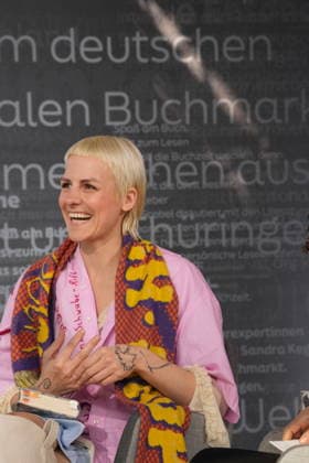 Buchmesse Leipzig GER, Leipzig,20260319, Buchmesse Leipzig, Messehalle , Helene Bukowski, Wer möchte nicht im Leben bleiben