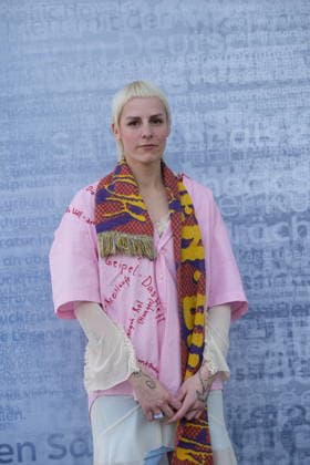 Buchmesse Leipzig GER, Leipzig,20260319, Buchmesse Leipzig, Messehalle , Helene Bukowski, Wer möchte nicht im Leben bleiben