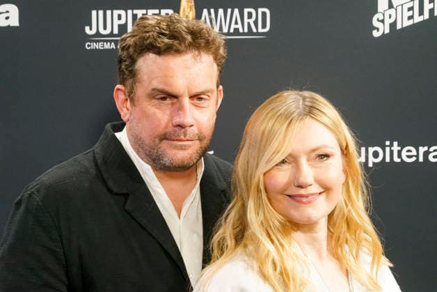 cntv Sebastian Bezzel Schauspieler mit Frau Johanna Gehlen zu Gast bei der Verleihung des Jupiter Award 2026 im Hotel Ameron am Donnerstag 19.03.2026 in Hamburg Hamburg Deutschland