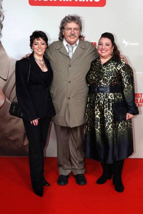 Weltpremiere des Kinofilms Horst Schlämmer sucht das Glück in Essen Essen, 19.03.2026 Tahnee Schaffarczyk, Horst Schlämmer (Hape Kerkeling), Meltem Kaptan bei der Weltpremiere des Kinofilms Horst Schlämmer sucht das Glück in der Lichtburg in Essen NRW Deutschland Copyright: xMatthiasxGränzdörferx