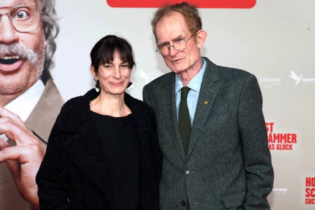 Weltpremiere des Kinofilms Horst Schlämmer sucht das Glück in Essen Essen, 19.03.2026 Piet Klocke mit seiner Tochter bei der Weltpremiere des Kinofilms Horst Schlämmer sucht das Glück in der Lichtburg in Essen NRW Deutschland Copyright: xMatthiasxGränzdörferx