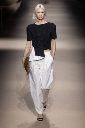 Coosy x Miguel Palacio fashion show on the occasion of the Mercedes Benz Fashion Week A model during the Coosy x Miguel Palacio fashion show on the occasion of the Mercedes Benz Fashion Week, in Ifema Madrid, on March 20, 2026, in Madrid Spain The fashion show is part of the Mercedes Benz Fashion Week Madrid, the main Spanish fashion show organized by IFEMA, which brings together established firms and new talents This fashion show marks the return of Miguel Palacio to the catwalk 20 MARCH 2026 Madrid Madrid Madrid Spain  Copyright: xEduardoxParrax 7381969