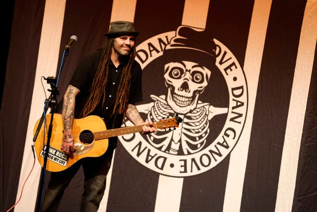 14.03.2026 Oberhausen Der Punk Sänger Dan Ganove git ein solo Konzert im Lito Palast Sterkrade