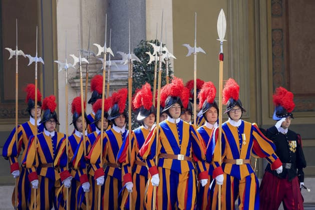 Spain’s Royals at the Vatican to meet Pope Leo XIV VATICAN CITY, VATICAN, MARCH 20: Swiss Guards line up in St. Damaso courtyard before the arrival of Spain’s King Felipe VI and Queen Letizia for their meeting with Pope Leo XIV at the Vatican, on March 20, 2026. Riccardo De Luca Anadolu Vatican City Vatican. Editorial use only. Please get in touch for any other usage.  Copyright: x2026xAnadoluxRiccardoxDexLucax