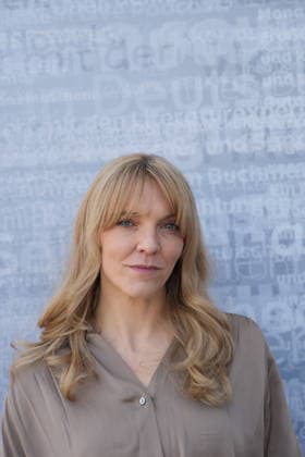 Buchmesse Leipzig GER, Leipzig,20260319, Buchmesse Leipzig, Messehalle , Lilli Tollkien, Mit beiden Händen den Himmel stützen