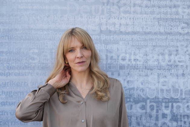 Buchmesse Leipzig GER, Leipzig,20260319, Buchmesse Leipzig, Messehalle , Lilli Tollkien, Mit beiden Händen den Himmel stützen