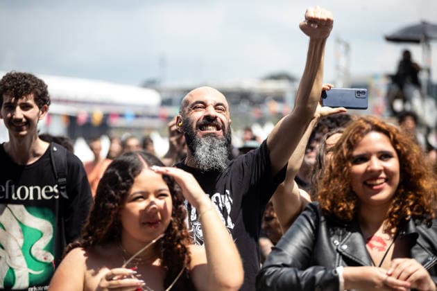 SaO PAULO, SP - 20.03.2026: LOLLAPALOOZA BRASIL 2026 - Audience at the show of the Brazilian hardcore band Worst on the afternoon of this Friday (20), first day of the Lollapalooza festival, held at the Interlagos racetrack in Sao Paulo, SP. x2908185x  RodileixMorais