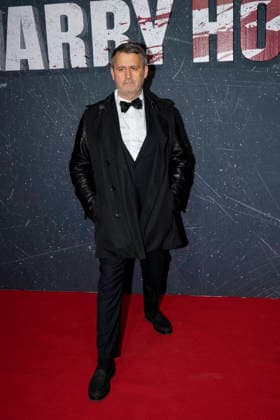 Premiere Â«Harry HoleÂ» Oslo 20260320. Thomas Seltzer pa rod loper for premieren pa tv-serien Harry Hole pa skur13 i Oslo fredag. Foto: Amanda Pedersen Giske NTB Oslo Norge AqHuK7VBKyI EDITORIAL USE ONLY Ref:_ENTAqHuK7VBKyI.jpg Copyright: xAmandaxPedersenxGiskex xNTBx