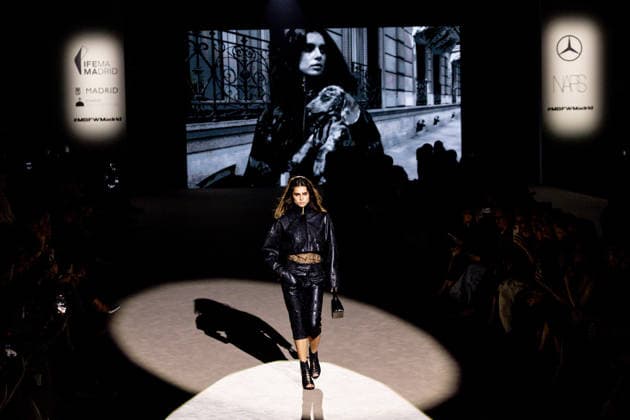 Malne fashion show at Mercedes Benz Fashion Week Madrid A model during a Malne fashion show at Mercedes Benz Fashion Week Madrid, on March 20, 2026, in Madrid Spain The Madrid-based firm, directed by designers Paloma Álvarez and Juanjo Mánez, presents at the 83rd edition of MBFWMadrid its sustainable and slow fashion haute couture proposal, in the year of the 40th anniversary of the catwalk, which brings together at IFEMA its main Spanish fashion creators, presents at the 83rd edition of MBFWMadrid its proposal of sustainable haute couture and slow fashion, in the year of the 40th anniversary of the catwalk, which brings together at IFEMA the main creators of contemporary Spanish fashion today 20 MARCH 2026 FASHION DESIGNER COLLECTION SHOW Copyright: xRicardoxRubiox 7383595