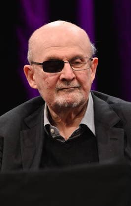 Der Autor Salman Rushdie liest und spricht auf der Lit.Cologne, dem internationalen Literaturfestival