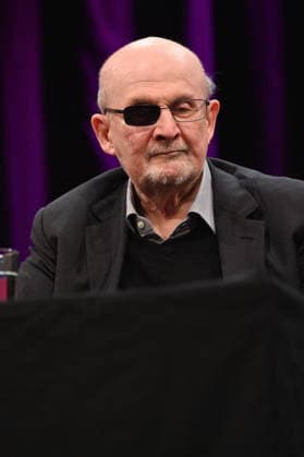 Der Autor Salman Rushdie liest und spricht auf der Lit.Cologne, dem internationalen Literaturfestival