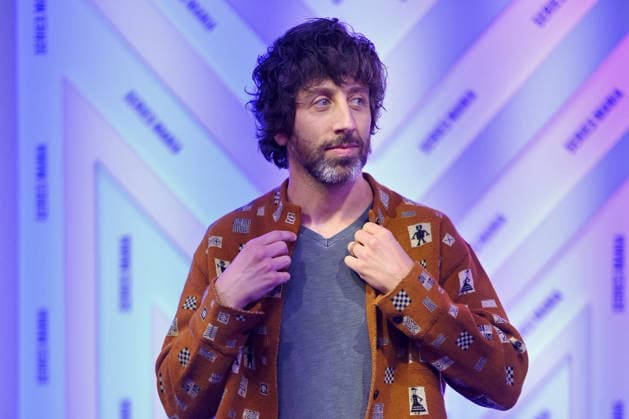 Opening Ceremony - Series Mania Festival. FC LILLE, FRANCE - MARCH 20 Simon Helberg attend the Opening ceremony during the Series Mania Festival on March 20, 2026 in Lille, France.. Photo by Franck Castel ABACAPRESS.COM Lille France  Copyright: xCastelxFranck ABACAx