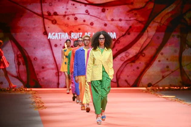 Agatha Ruiz de la Prada - Mercedes-Benz Fashion Week Madrid - 20 Mar 2026 A model walks the runway wearing a design by Agatha Ruiz de la Prada during the Mercedes-Benz Fashion Week de Madrid in IFEMA. Madrid Spain Copyright: xAtilanoxGarciax xSOPAxImagesx photos09612