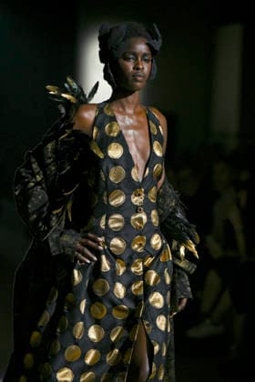 Malne - Mercedes-Benz Fashion Week Madrid - 20 Mar 2026 A model walks the runway wearing a design by Malne during the Mercedes-Benz Fashion Week de Madrid in IFEMA. Madrid Spain Copyright: xAtilanoxGarciax xSOPAxImagesx photos09834