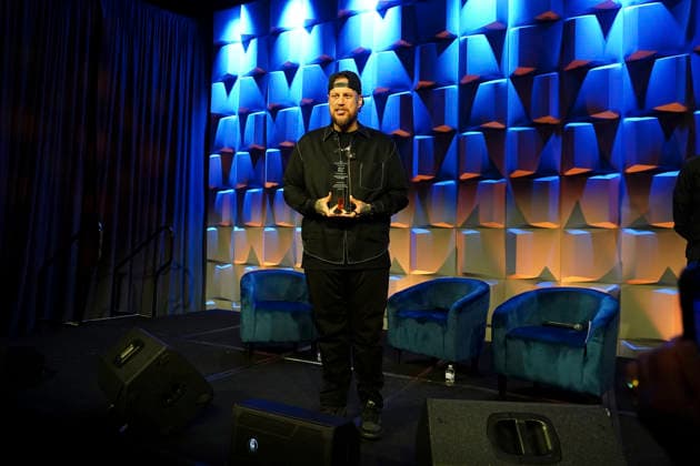 NASHVILLE, TENNESSEE - MARCH 20: Jelly Roll is presented with the Humanitarian Award during CRS 2026 at Omni Nashville Hotel on March 20, 2026 in Nashville, Tennessee Credit: AdMedia. USA - ZUMAa123 20260320_zaa_a123_204 Copyright: xMickeyxBernalx