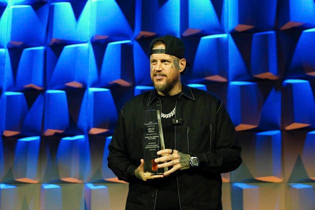 NASHVILLE, TENNESSEE - MARCH 20: Jelly Roll is presented with the Humanitarian Award during CRS 2026 at Omni Nashville Hotel on March 20, 2026 in Nashville, Tennessee Credit: AdMedia. USA - ZUMAa123 20260320_zaa_a123_216 Copyright: xMickeyxBernalx