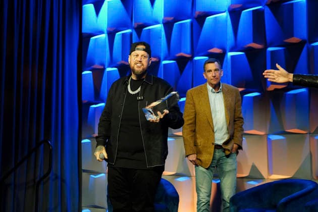 NASHVILLE, TENNESSEE - MARCH 20: Jelly Roll is presented with the Humanitarian Award during CRS 2026 at Omni Nashville Hotel on March 20, 2026 in Nashville, Tennessee Credit: AdMedia. USA - ZUMAa123 20260320_zaa_a123_231 Copyright: xMickeyxBernalx