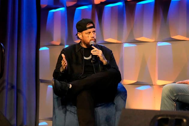 NASHVILLE, TENNESSEE - MARCH 20: Jelly Roll is presented with the Humanitarian Award during CRS 2026 at Omni Nashville Hotel on March 20, 2026 in Nashville, Tennessee Credit: AdMedia. USA - ZUMAa123 20260320_zaa_a123_235 Copyright: xMickeyxBernalx