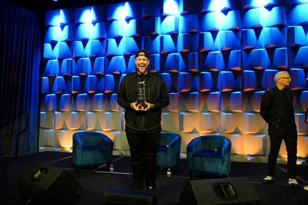 NASHVILLE, TENNESSEE - MARCH 20: Jelly Roll is presented with the Humanitarian Award during CRS 2026 at Omni Nashville Hotel on March 20, 2026 in Nashville, Tennessee Credit: AdMedia. USA - ZUMAa123 20260320_zaa_a123_224 Copyright: xMickeyxBernalx