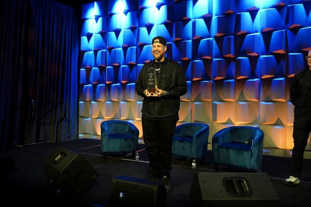 NASHVILLE, TENNESSEE - MARCH 20: Jelly Roll is presented with the Humanitarian Award during CRS 2026 at Omni Nashville Hotel on March 20, 2026 in Nashville, Tennessee Credit: AdMedia. USA - ZUMAa123 20260320_zaa_a123_246 Copyright: xMickeyxBernalx