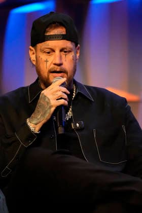 NASHVILLE, TENNESSEE - MARCH 20: Jelly Roll is presented with the Humanitarian Award during CRS 2026 at Omni Nashville Hotel on March 20, 2026 in Nashville, Tennessee Credit: AdMedia. USA - ZUMAa123 20260320_zaa_a123_247 Copyright: xMickeyxBernalx