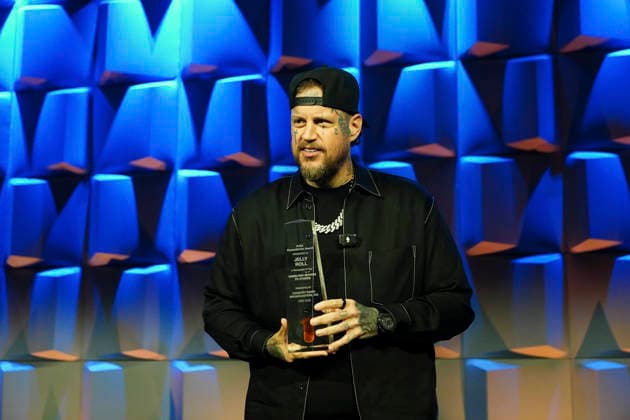 NASHVILLE, TENNESSEE - MARCH 20: Jelly Roll is presented with the Humanitarian Award during CRS 2026 at Omni Nashville Hotel on March 20, 2026 in Nashville, Tennessee Credit: AdMedia. USA - ZUMAa123 20260320_zaa_a123_249 Copyright: xMickeyxBernalx