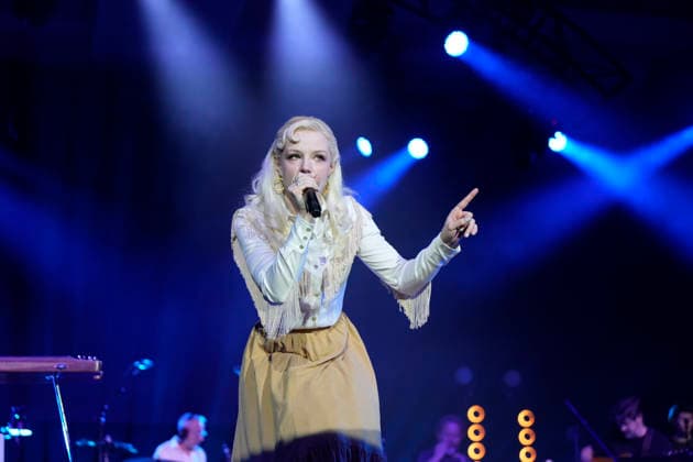 NASHVILLE, TENNESSEE - MARCH 20: Naomi Carman performs at the Big Machine Label Group lunch and performance during CRS 2026 at Omni Nashville Hotel on March 20, 2026 in Nashville, Tennessee. Credit: AdMedia. USA - ZUMAa123 20260320_zaa_a123_251 Copyright: xMickeyxBernalx