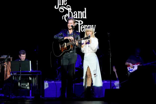 NASHVILLE, TENNESSEE - March 20: Johnny Costello and Kimberly Perry of The Band Perry performs at the Big Machine Label Group lunch and performance during CRS 2026 at Omni Nashville Hotel on March 20, 2026 in Nashville, Tennessee. Credit: AdMedia. USA - ZUMAa123 20260320_zaa_a123_259 Copyright: xMickeyxBernalx