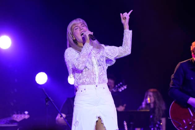 NASHVILLE, TENNESSEE - March 20: Kimberly Perry of The Band Perry performs at the Big Machine Label Group lunch and performance during CRS 2026 at Omni Nashville Hotel on March 20, 2026 in Nashville, Tennessee. Credit: AdMedia. USA - ZUMAa123 20260320_zaa_a123_264 Copyright: xMickeyxBernalx