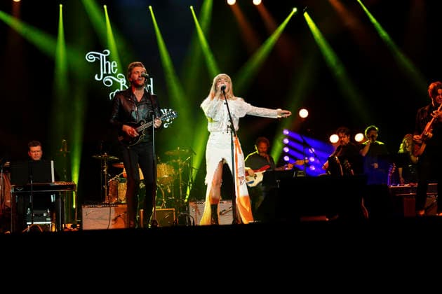 NASHVILLE, TENNESSEE - March 20: Kimberly Perry of The Band Perry performs at the Big Machine Label Group lunch and performance during CRS 2026 at Omni Nashville Hotel on March 20, 2026 in Nashville, Tennessee. Credit: AdMedia. USA - ZUMAa123 20260321_zaa_a123_003 Copyright: xMickeyxBernalx