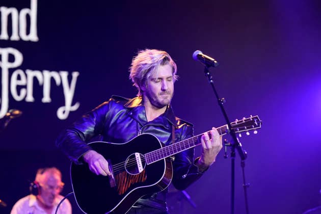 NASHVILLE, TENNESSEE - March 20: Johnny Costello of The Band Perry performs at the Big Machine Label Group lunch and performance during CRS 2026 at Omni Nashville Hotel on March 20, 2026 in Nashville, Tennessee. Credit: AdMedia. USA - ZUMAa123 20260320_zaa_a123_284 Copyright: xMickeyxBernalx