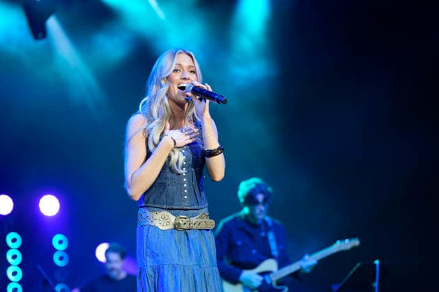 NASHVILLE, TENNESSEE -MARCH 20: MacKenzie Carpenter performs at the Big Machine Label Group lunch and performance during CRS 2026 at Omni Nashville Hotel on March 20, 2026 in Nashville, Tennessee. Credit: AdMedia. USA - ZUMAa123 20260320_zaa_a123_294 Copyright: xMickeyxBernalx