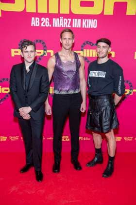abb Harry Melling, Alexander Skarsgard und Harry Lighton zu Gast auf der Film Premiere von Pillion, im Kino International am 20.03.2026 in Berlin Berlin Deutschland
