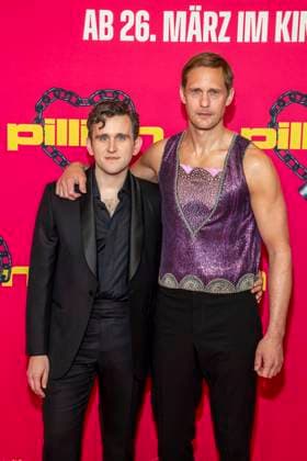 abb Harry Melling, Alexander Skarsgard zu Gast auf der Film Premiere von Pillion, im Kino International am 20.03.2026 in Berlin Berlin Deutschland