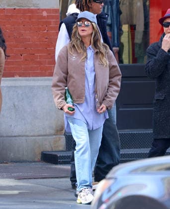 Heidi Klum with her son Henry Samuel out in New York TV host model Heidi Klum with her son Henry Samuel and a friend are shopping at Jennifer Fisher Jewelry Store then they having lunch at Cipriani restaurant in Soho, New York on March 20, 2026. Photo by Dylan Travis ABACAPRESS.COM New York NY  Copyright: xGuerinxCharles ABACAx