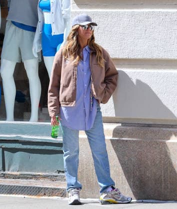 Heidi Klum with her son Henry Samuel out in New York TV host model Heidi Klum with her son Henry Samuel and a friend are shopping at Jennifer Fisher Jewelry Store then they having lunch at Cipriani restaurant in Soho, New York on March 20, 2026. Photo by Dylan Travis ABACAPRESS.COM New York NY  Copyright: xGuerinxCharles ABACAx