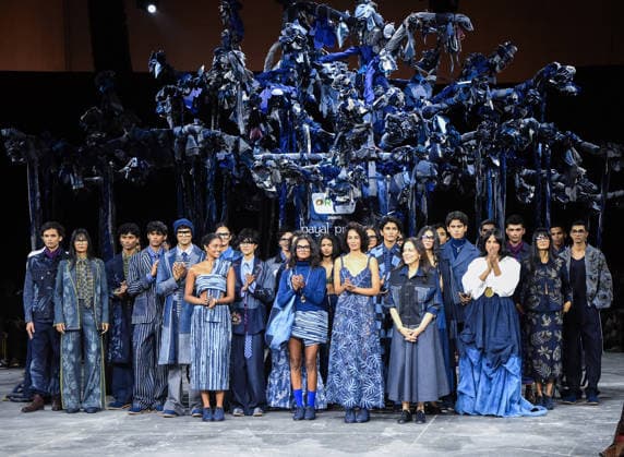 Models showcase Payal Pratap collection at Lakme Fashion Week FDCI in Mumbai Mumbai, Mar 21 (ANI): Models walk the ramp showcasing designs from Payal Pratap s collection during Lakme Fashion Week FDCI at Jio Convention Centre, BKC, in Mumbai on Friday. Mumbai Maharashtra India Copyright: xANIx ANI_20260321002