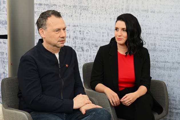 Leipziger Buchmesse, Book Fair Leipzig, Sachsen - vom 19.03. bis 22.03.2026. Zweiter Messetag. Bestseller Autor Sebastian Fitzek und Autorin Annika Strauss, REM Horror-Thriller