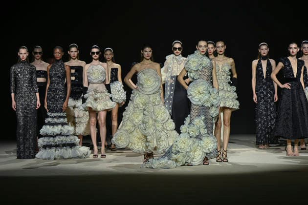 Hannibal Laguna - Mercedes-Benz Fashion Week Madrid in Madrid, Spain - 20 Mar 2026 Models walk the runway wearing a design by Hannibal Laguna during Mercedes-Benz Fashion Week de Madrid in IFEMA. Madrid Spain Copyright: xAtilanoxGarciax xSOPAxImagesx photos09701