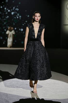 Hannibal Laguna - Mercedes-Benz Fashion Week Madrid in Madrid, Spain - 20 Mar 2026 A model walks the runway wearing a design by Hannibal Laguna during Mercedes-Benz Fashion Week de Madrid in IFEMA. Madrid Spain Copyright: xAtilanoxGarciax xSOPAxImagesx photos09657