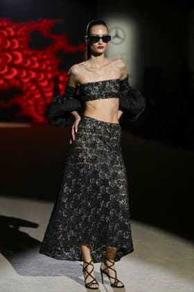 Hannibal Laguna - Mercedes-Benz Fashion Week Madrid in Madrid, Spain - 20 Mar 2026 A model walks the runway wearing a design by Hannibal Laguna during Mercedes-Benz Fashion Week de Madrid in IFEMA. Madrid Spain Copyright: xAtilanoxGarciax xSOPAxImagesx photos09648