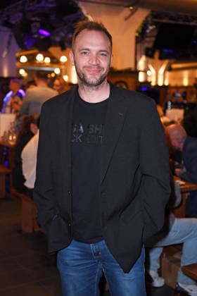 Patrick Heinrich bei der ERIC SINDERMANN IKONE FASHION SHOW im Hofbräu Wirtshaus in Berlin am 20.03.2026