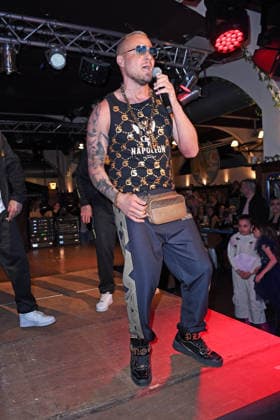 Eric Sindermann bei der ERIC SINDERMANN IKONE FASHION SHOW im Hofbräu Wirtshaus in Berlin am 20.03.2026
