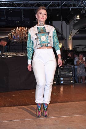 Edith Stehfest bei der ERIC SINDERMANN IKONE FASHION SHOW im Hofbräu Wirtshaus in Berlin am 20.03.2026