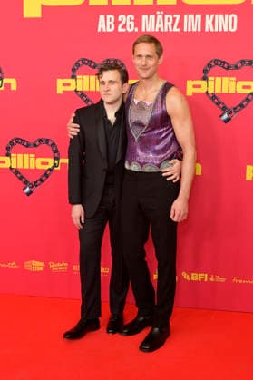 Harry Melling und Alexander Skarsgard bei der Premiere des Kinofilms Pillion im Kino International. Berlin, 20.03.2026